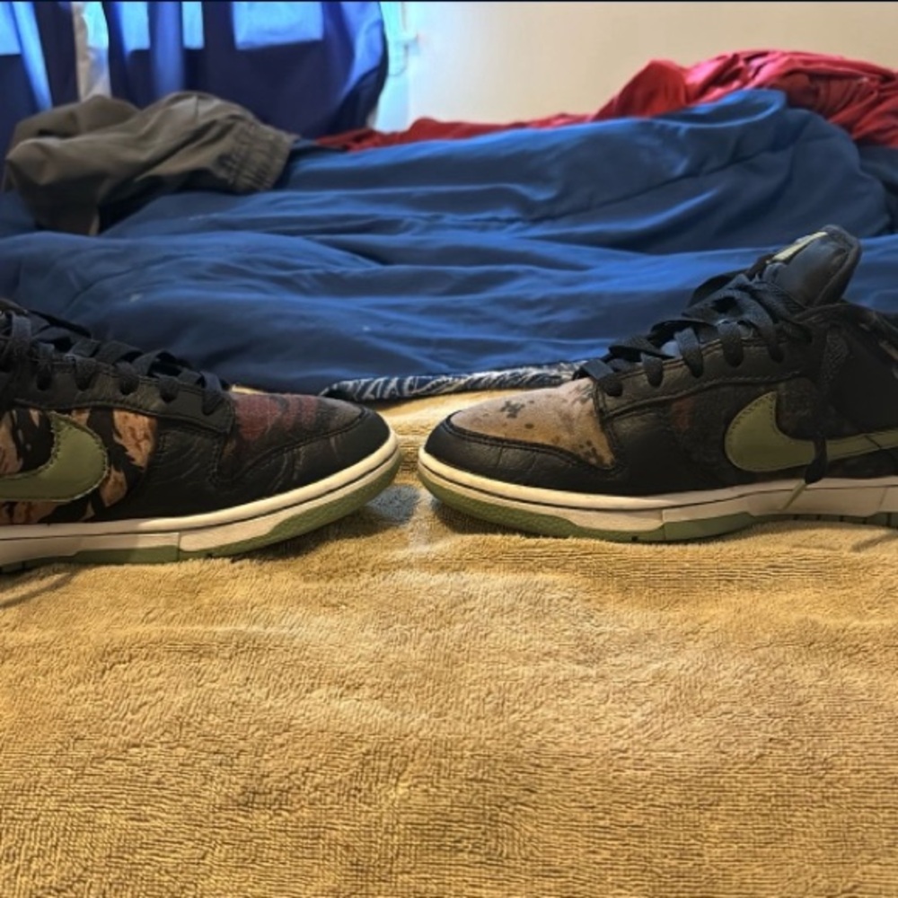 Camouflage and Green Sneakers - Picture 4 of 5